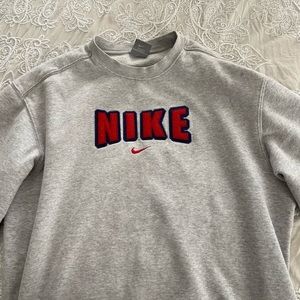 Nike sweatshirt hardly worn